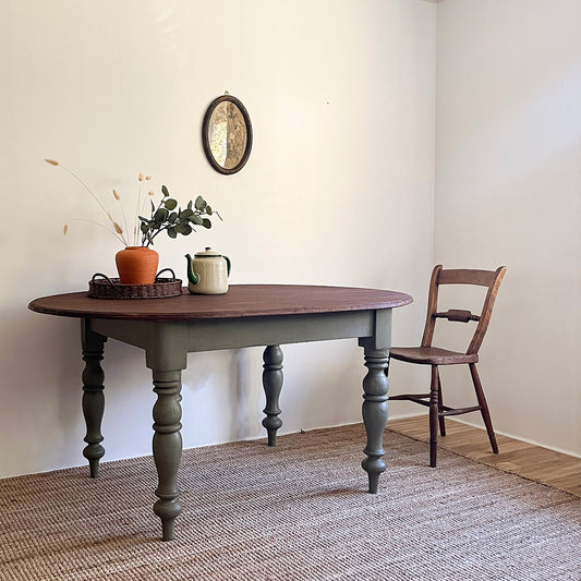 Oval dining table