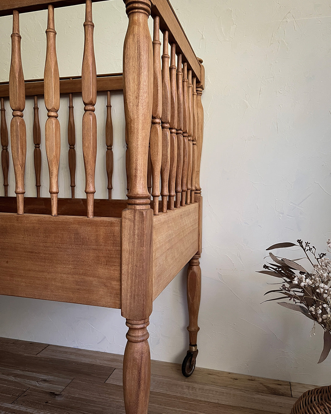 Vintage oak cot