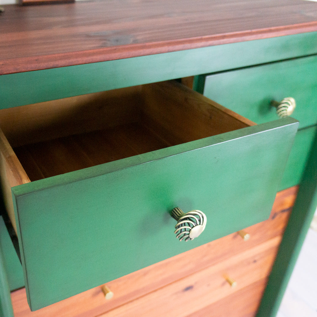 Green chest of drawers