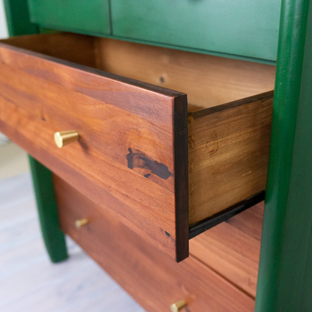 Green chest of drawers